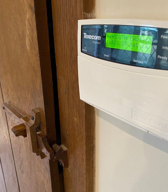 6079A36B-64A3-4D50-ADD8-E30190D66F1F